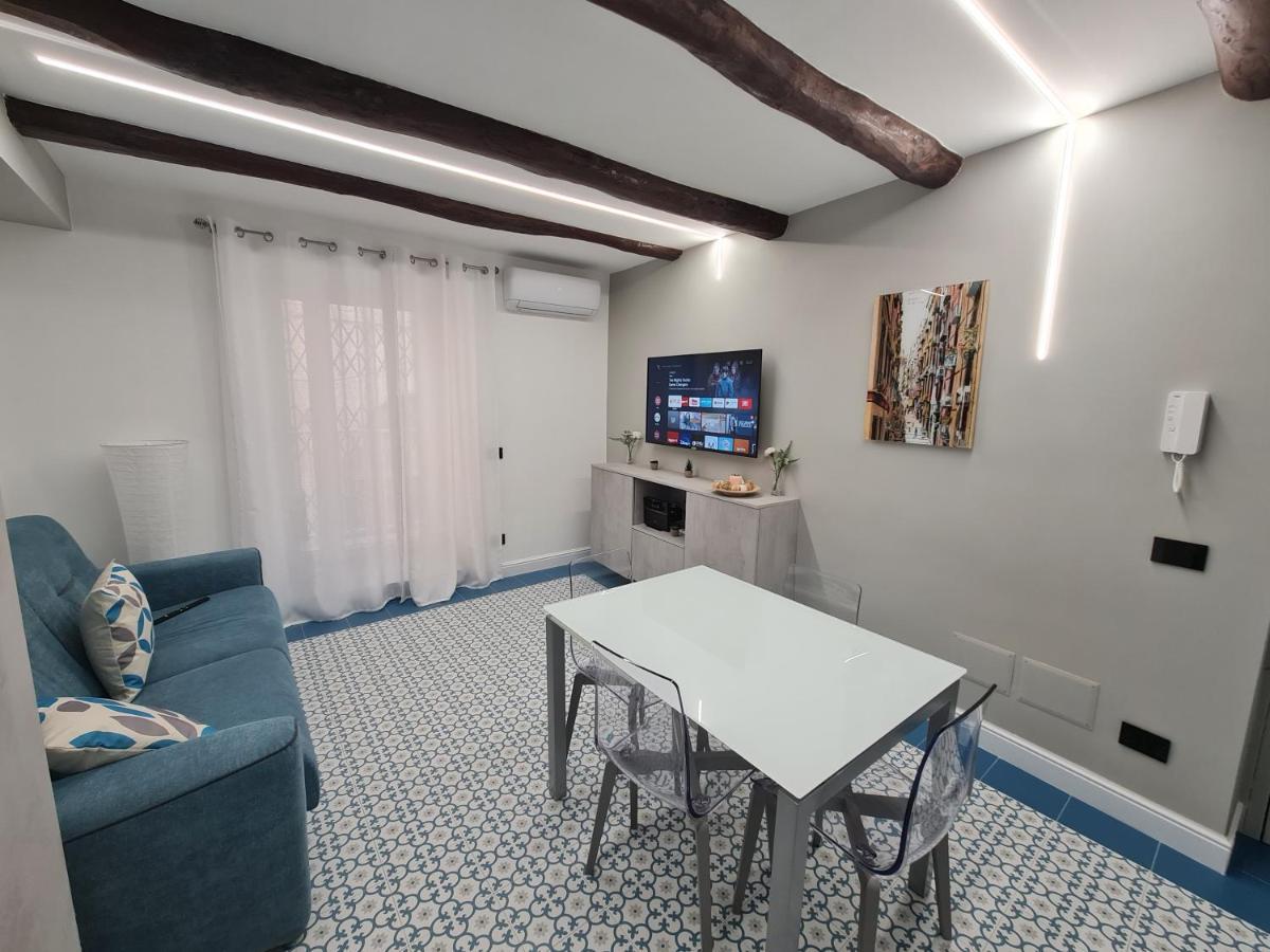Chiaja Lux House Daire Napoli Dış mekan fotoğraf